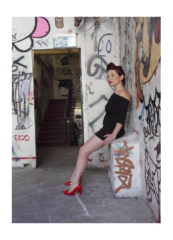 Elana Stone